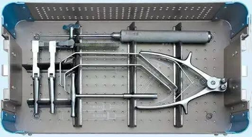 1649216685660140.jpg Titanium in medical instruments.jpg
